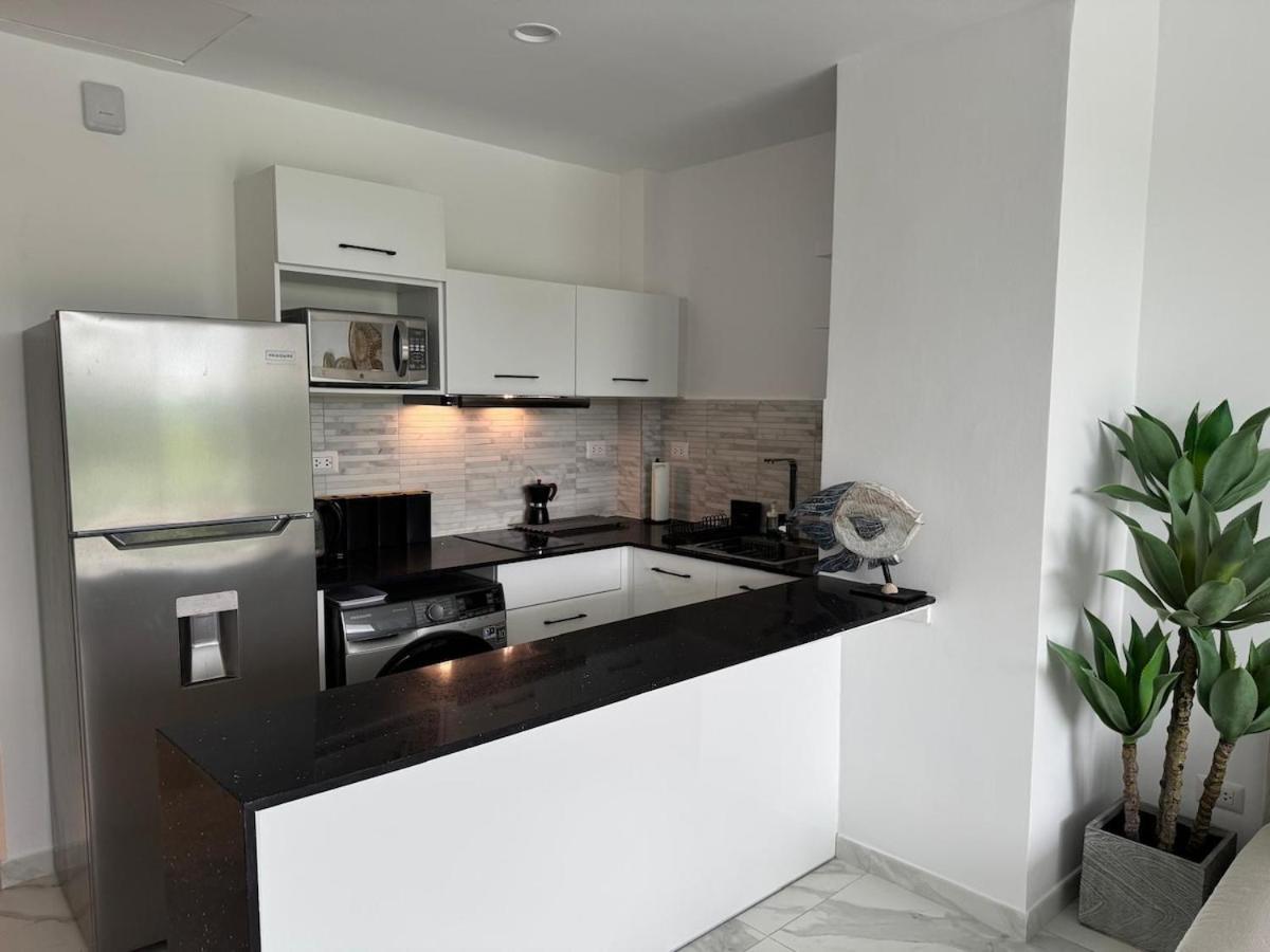 Canarock Club Apartment *