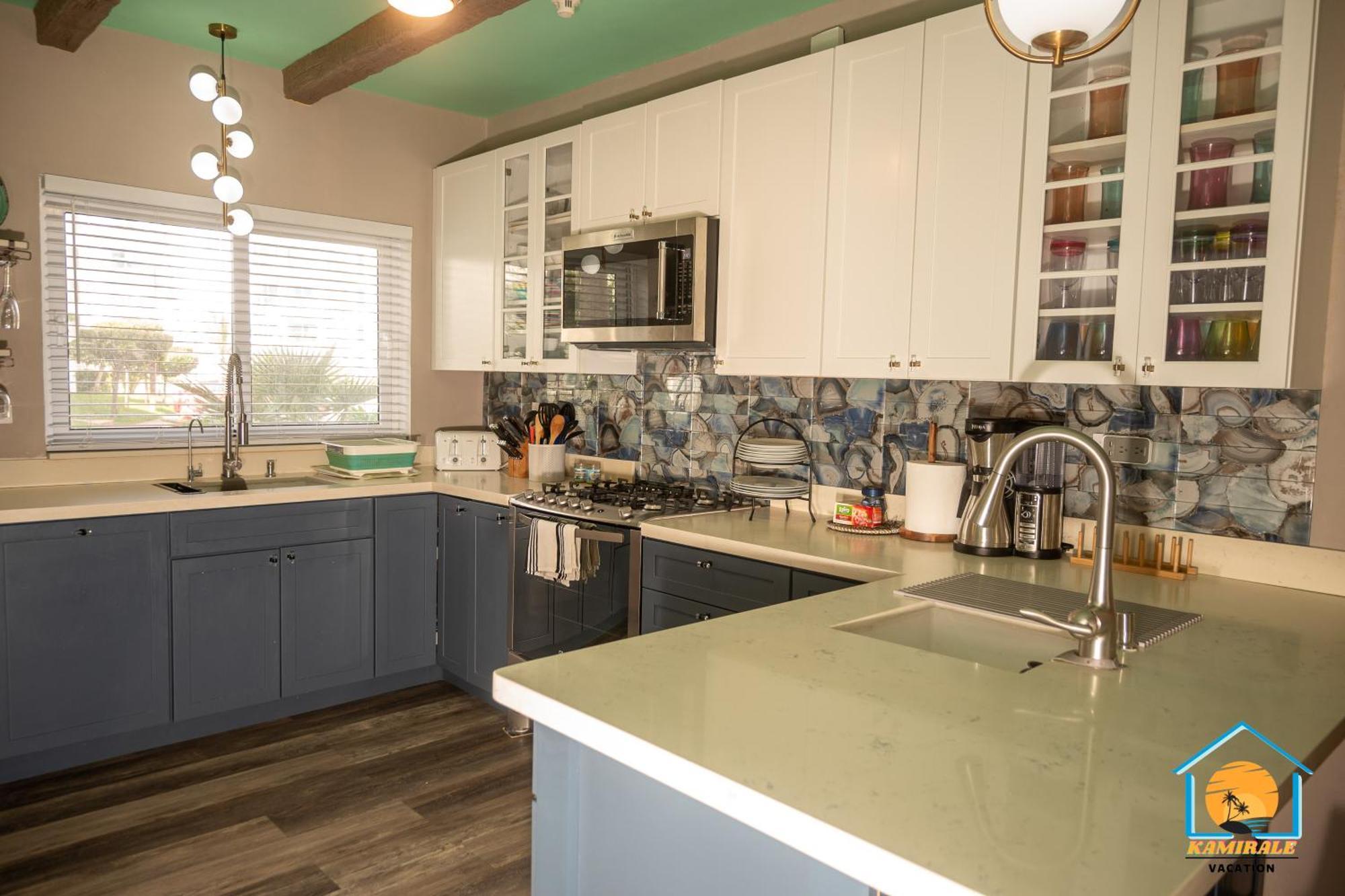 Stanza Mare 1 Bedroom 2br,3br On The Apartment *