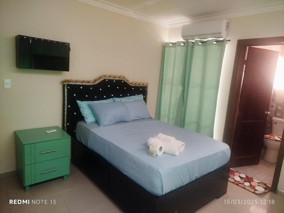 Nickerly & Jhova Share Apartment