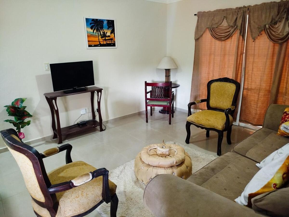 Nickerly & Jhova Share Apartment Punta Cana
