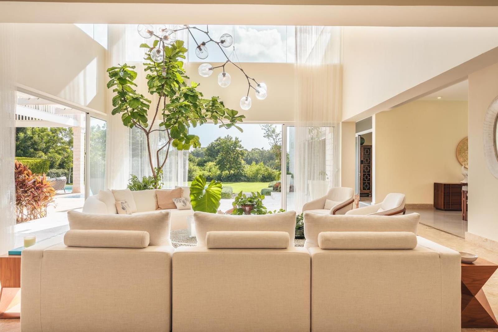 Wonderful 4br With Maid At *