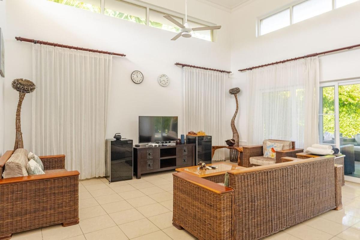 Private With Pool & Golf View * Punta Cana