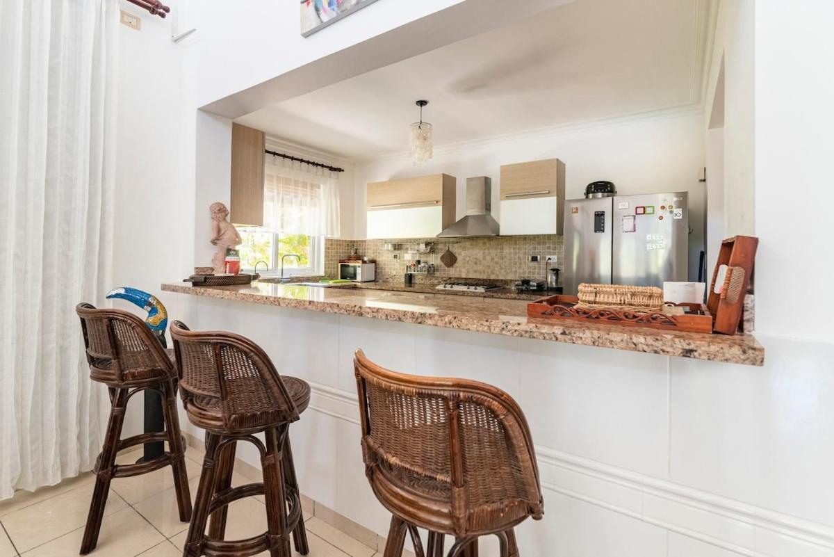 Private With Pool & Golf View Pousada
