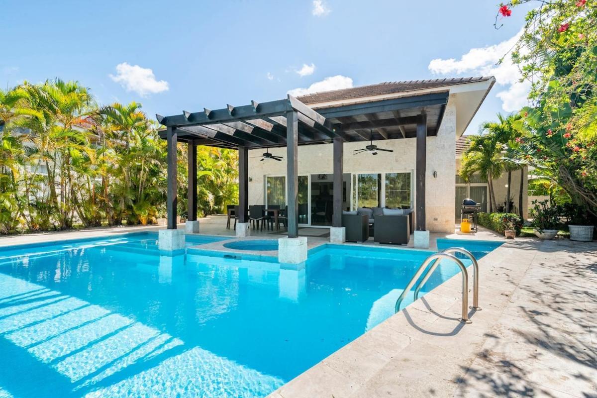 Private With Pool & Golf View * Punta Cana