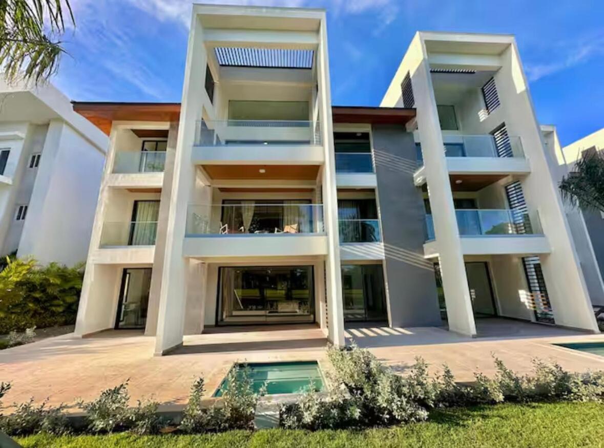 Modern 2br With Golf View, Pool Front Oasis * Punta Cana