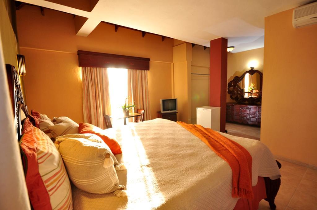 Hotel & Casino Flamboyan 3*