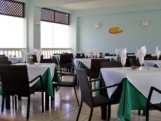 Colony Bay Hotel