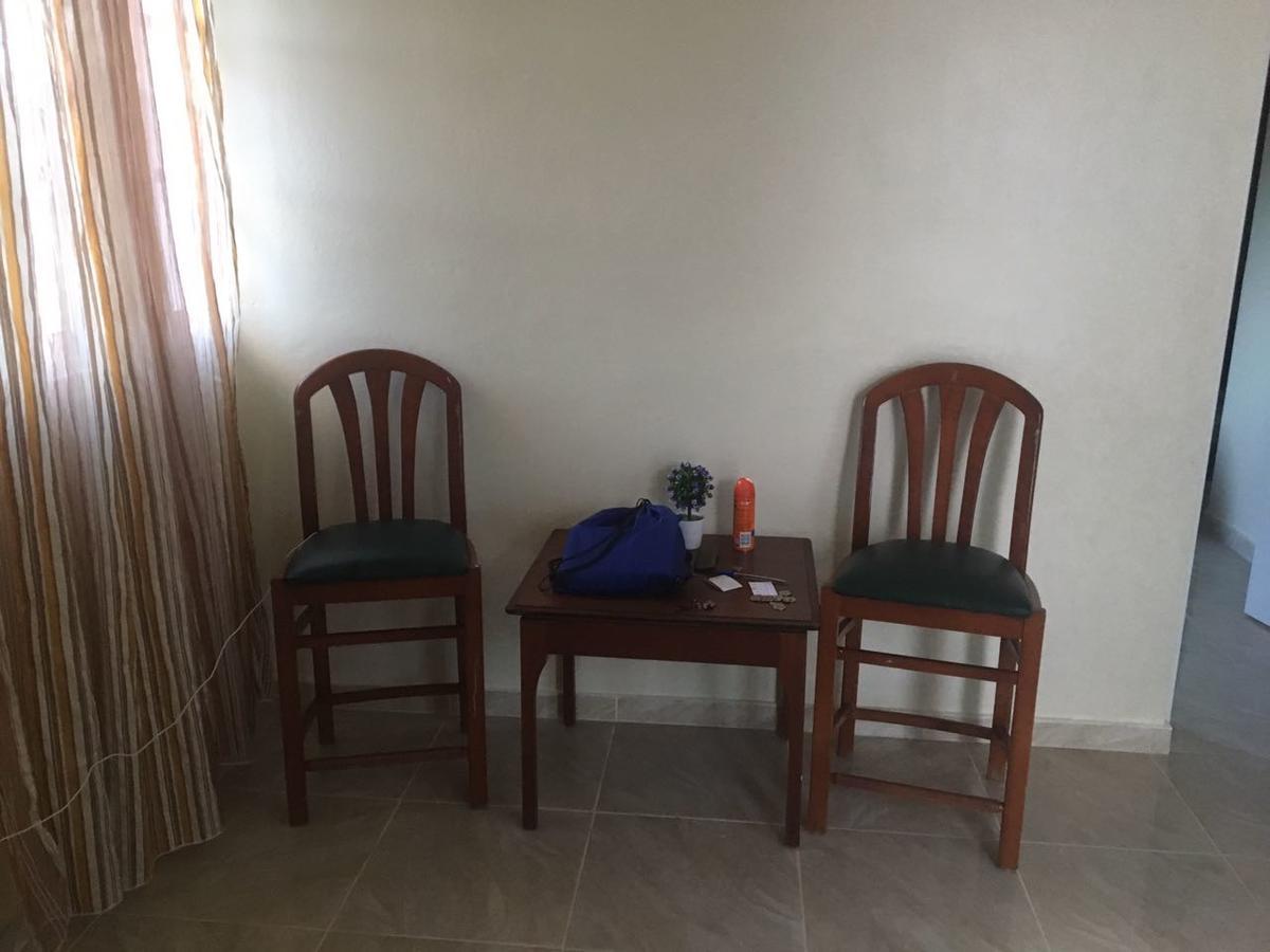 Lora Guest house *