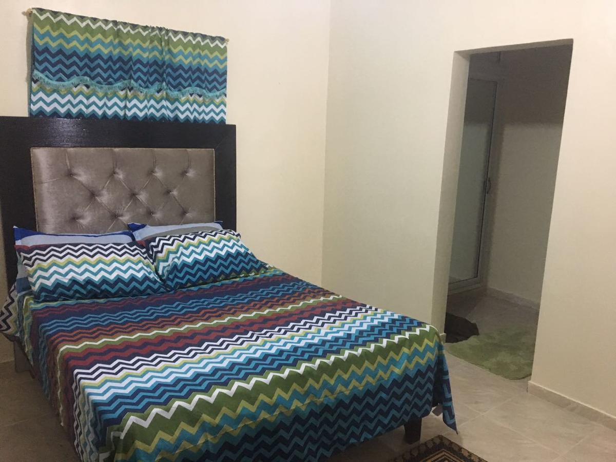 Lora Guest house *