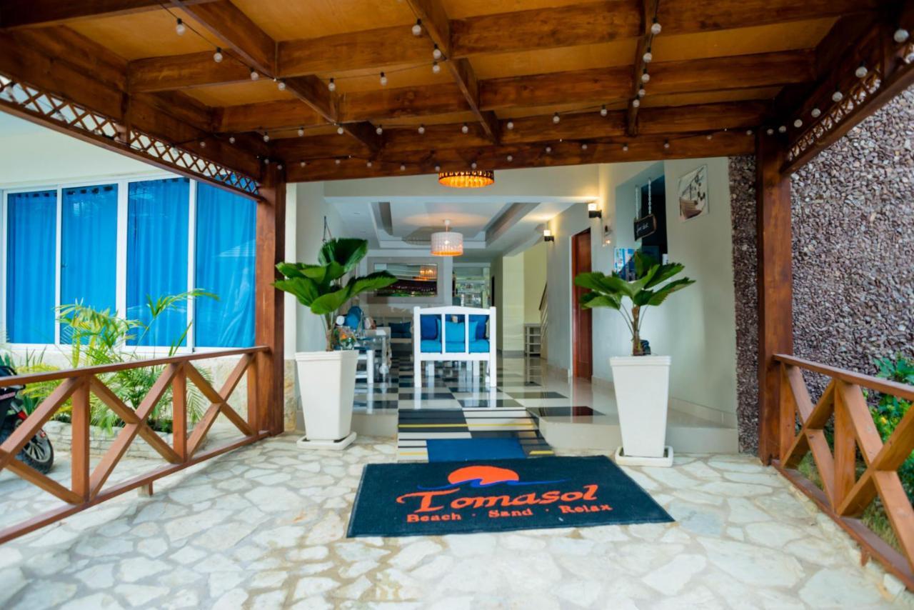 Tomasol Apartahotel 3*