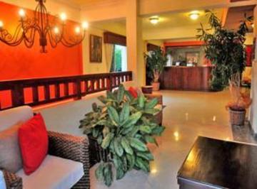 & Casino Flamboyan 3*