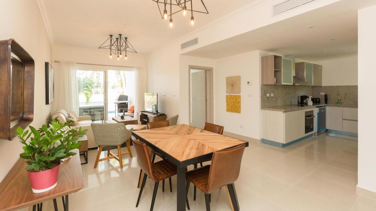 Ferienhaus Cocotal Lake Village B102 - Golf Gated Community, Free Wi-fi Punta Cana