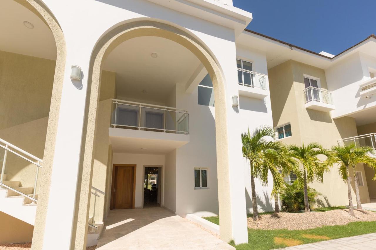 Ferienhaus Cocotal Lake Village B102 - Golf Gated Community, Free Wi-fi