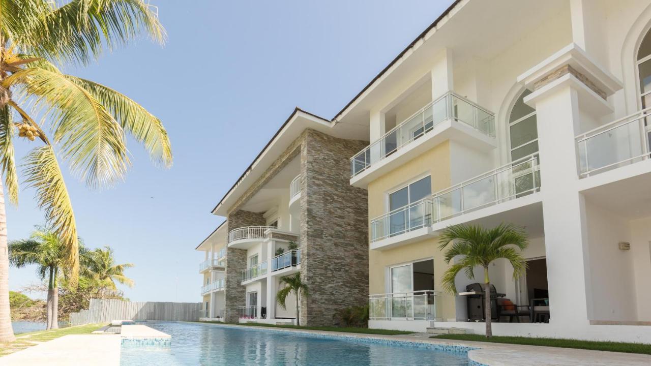 Cocotal Lake Village B102 - Golf Gated Community, Free Wi-fi Ferienhaus Punta Cana