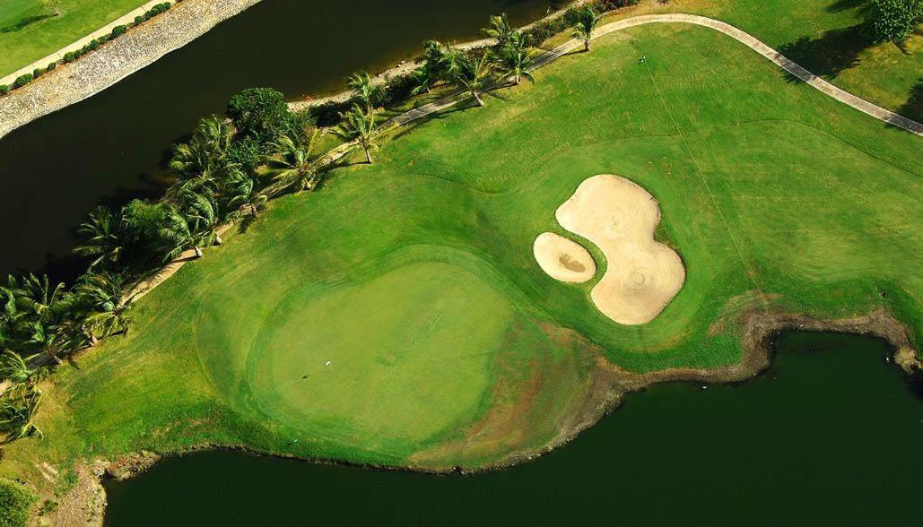 Ferienhaus Cocotal Lake Village B102 - Golf Gated Community, Free Wi-fi