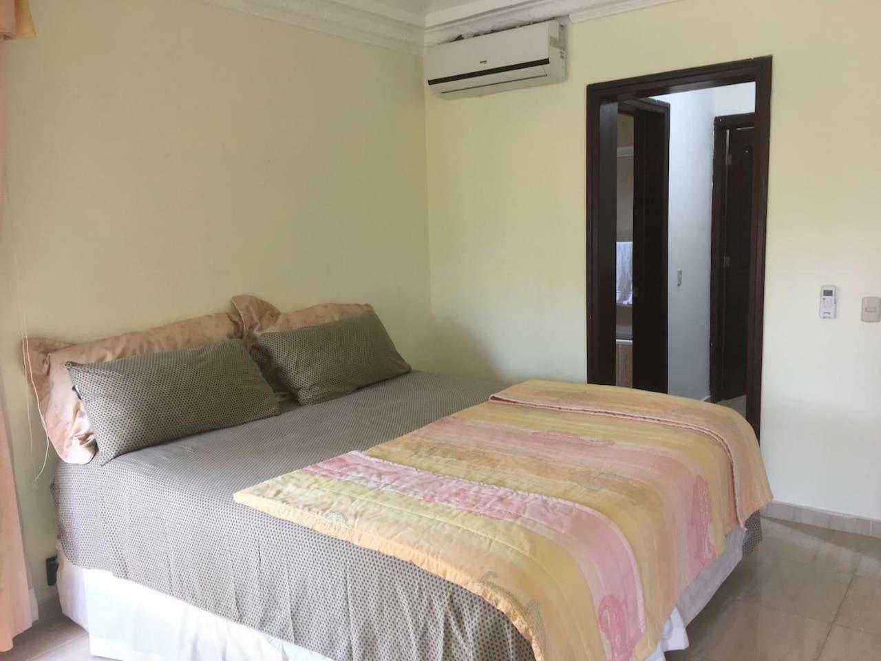Las Palmera Deluxe. Ideal Families Near Matilda Beach. Playa Bavaro Casa de férias