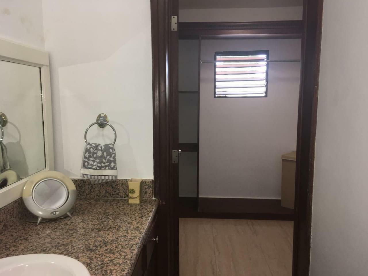 Las Palmera Deluxe. Ideal Families Near Matilda Beach. Playa Bavaro Casa de férias