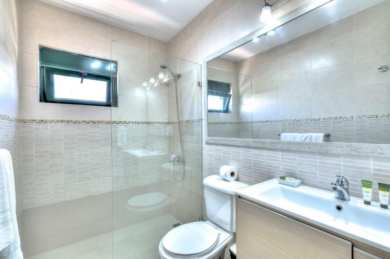 Apartamento Beautiful Beachfront With Unique Ocean Views - Stanza D301