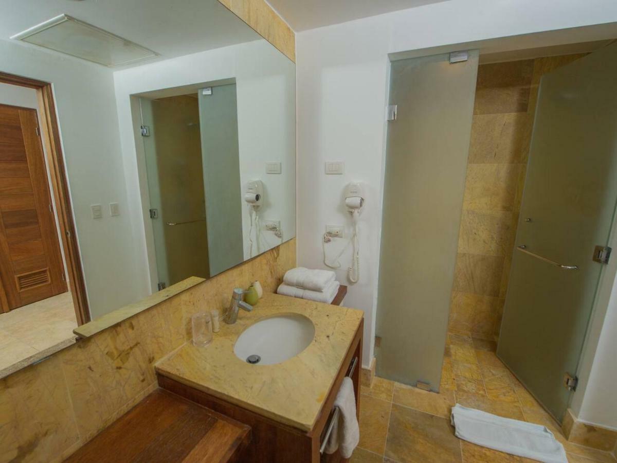 Sotogrande, Piscina Privada, Frente Al Mar, Cap Cana Apartment *