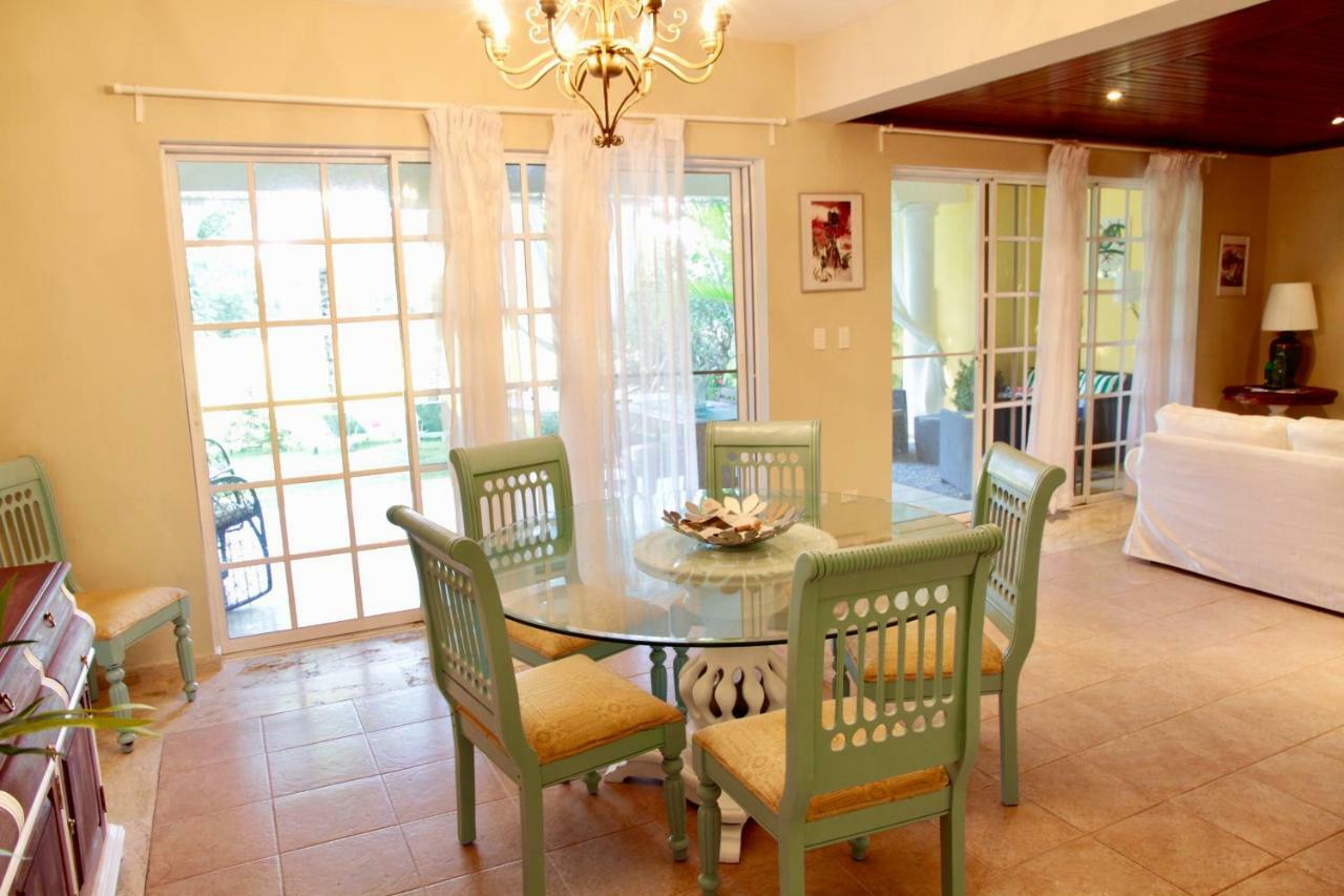 Villa Cocotal, Tropical En