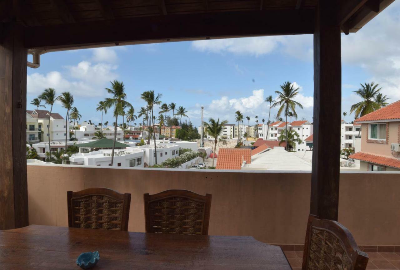 Homestay Las Rosas De *