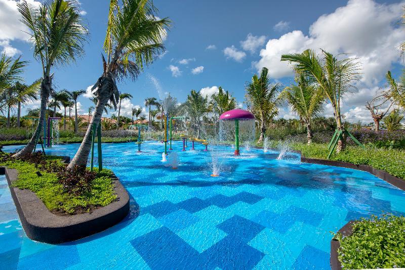 Unique Club At Lopesan Costa Bavaro Hotel