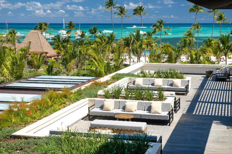Unique Club At Lopesan Costa Bavaro Hotel Punta Cana