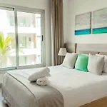 Beach Garden B2 Luxury Condo