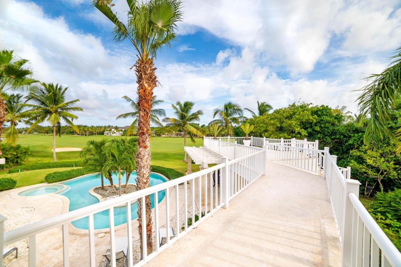 Apartment Paradise Luxury With Huge Pool And Jacuzzi *