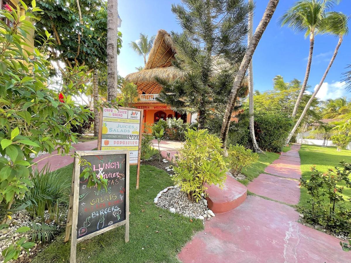 Sol Caribe Mar Pool - Playa Bavaro Beach Club &