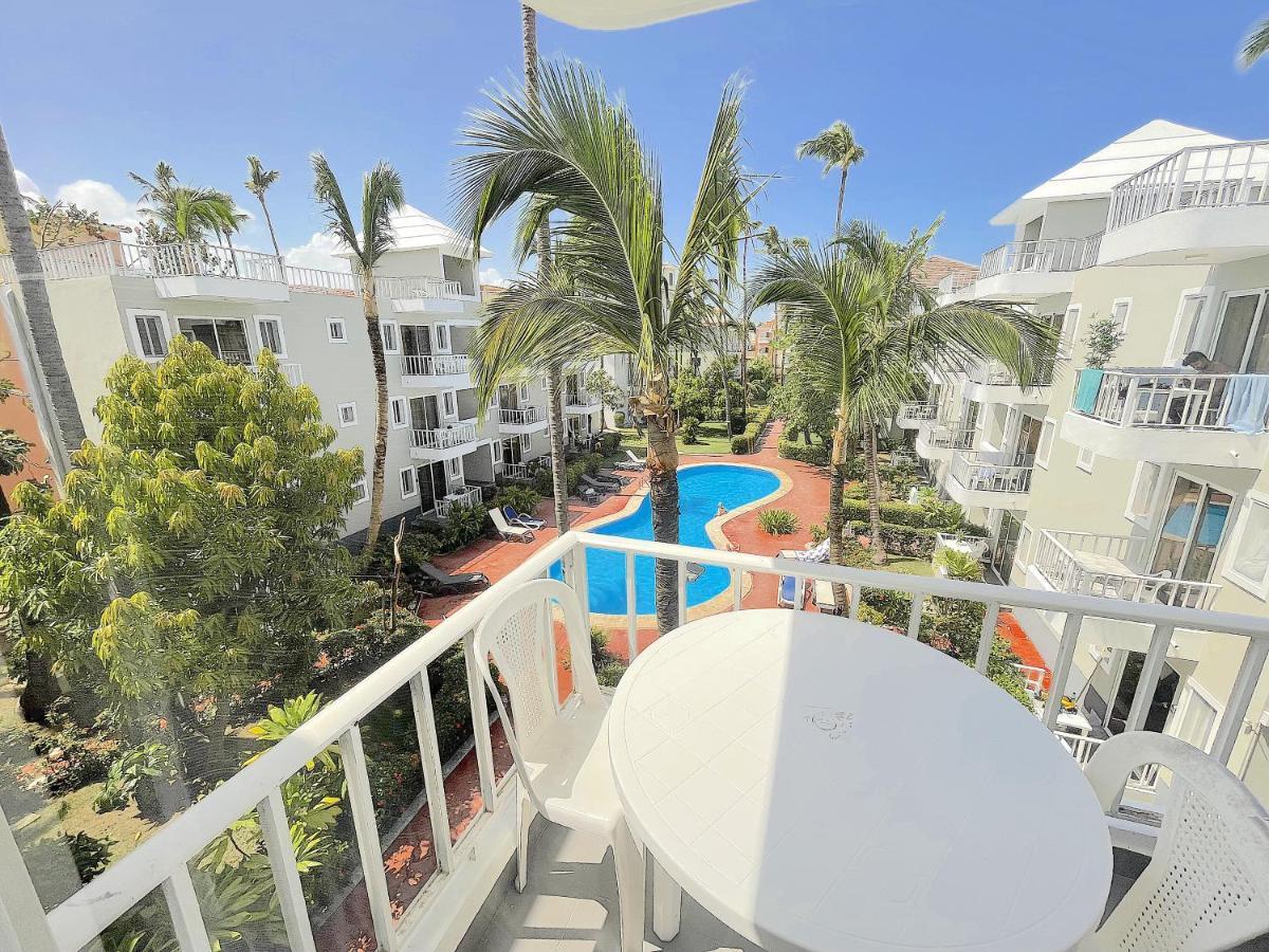 Sol Caribe Mar Pool - Playa Bavaro Beach Club &