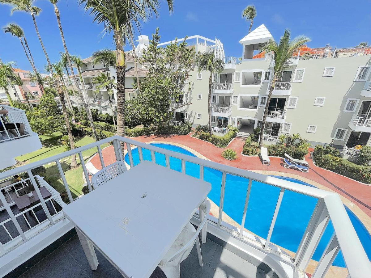 Sol Caribe Mar Pool - Playa Bavaro Beach Club & Hotel 5*
