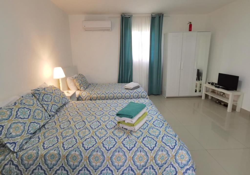 Caribbean Tropicana With Pool - Playa Los Corales Aparthotel