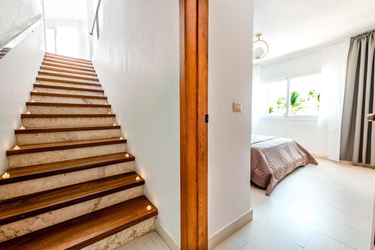 Beachfront For Rent - Ocean View, Private Terrace, And Bbq Punta Cana