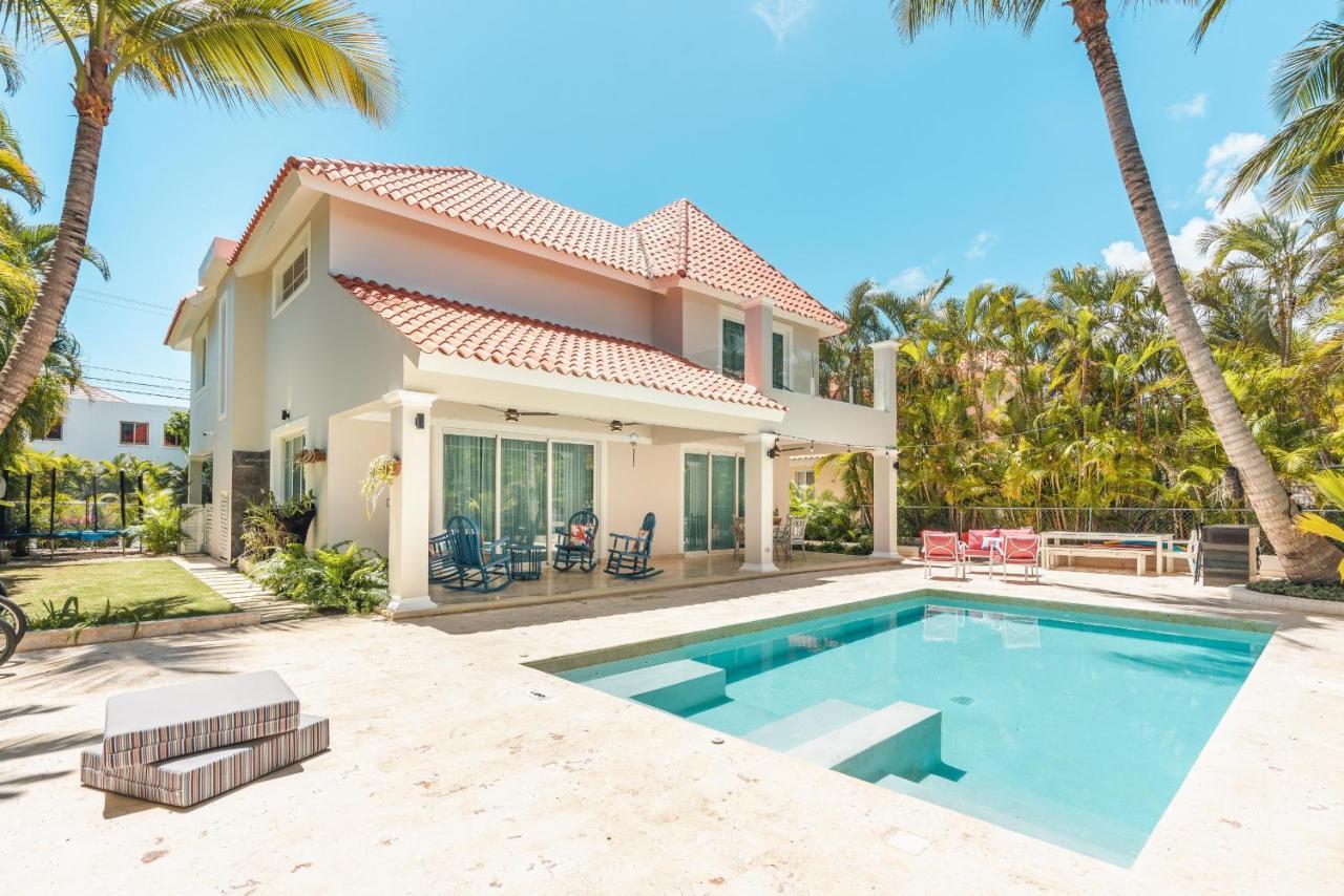 Enjoy Modern Pet And Family Friendly B6 Villa