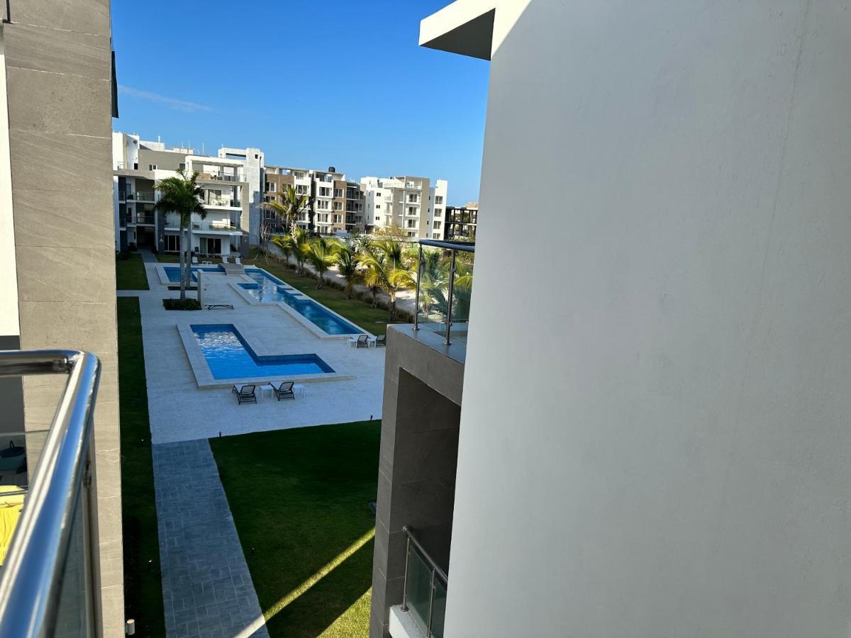 Luxury Coral Bay Apartment