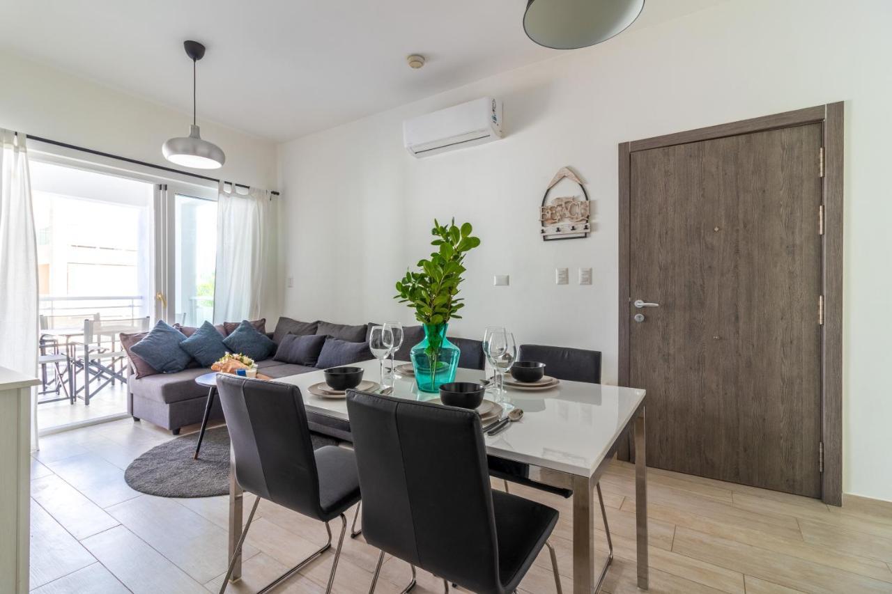 Contemporary 2br In Paseo Del Mar Bavaro Apartment