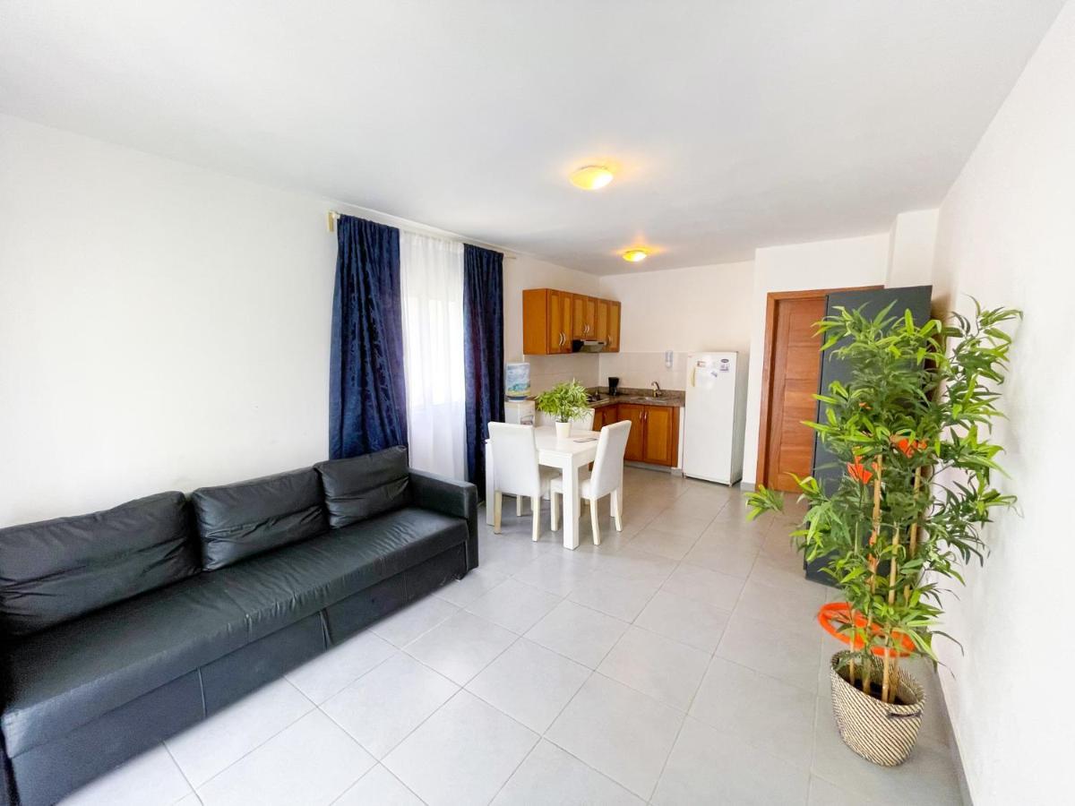 Hotel Sol Caribe Del Mar Corales Bavaro Suites Wifi Club &