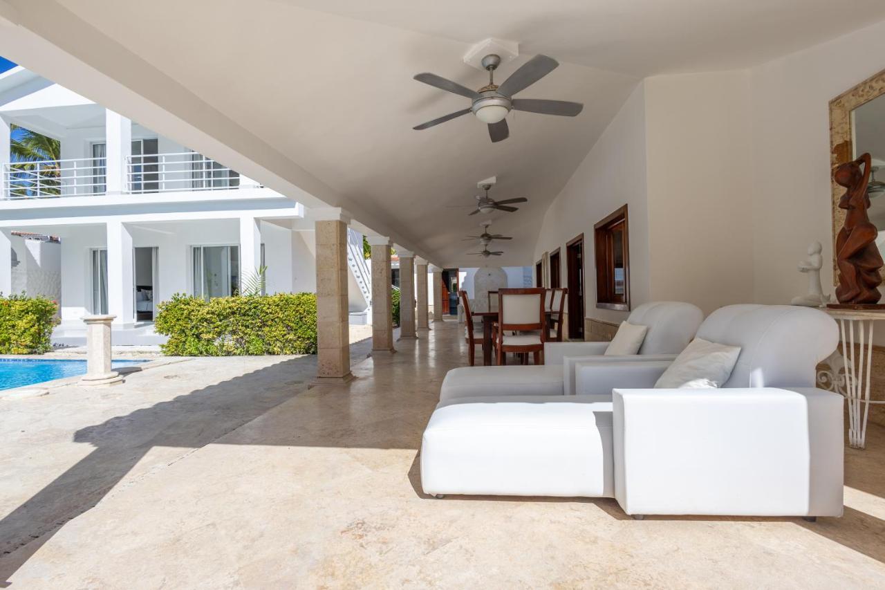 Huge 8-bedroom With Private Pool - Corales Villa Punta Cana