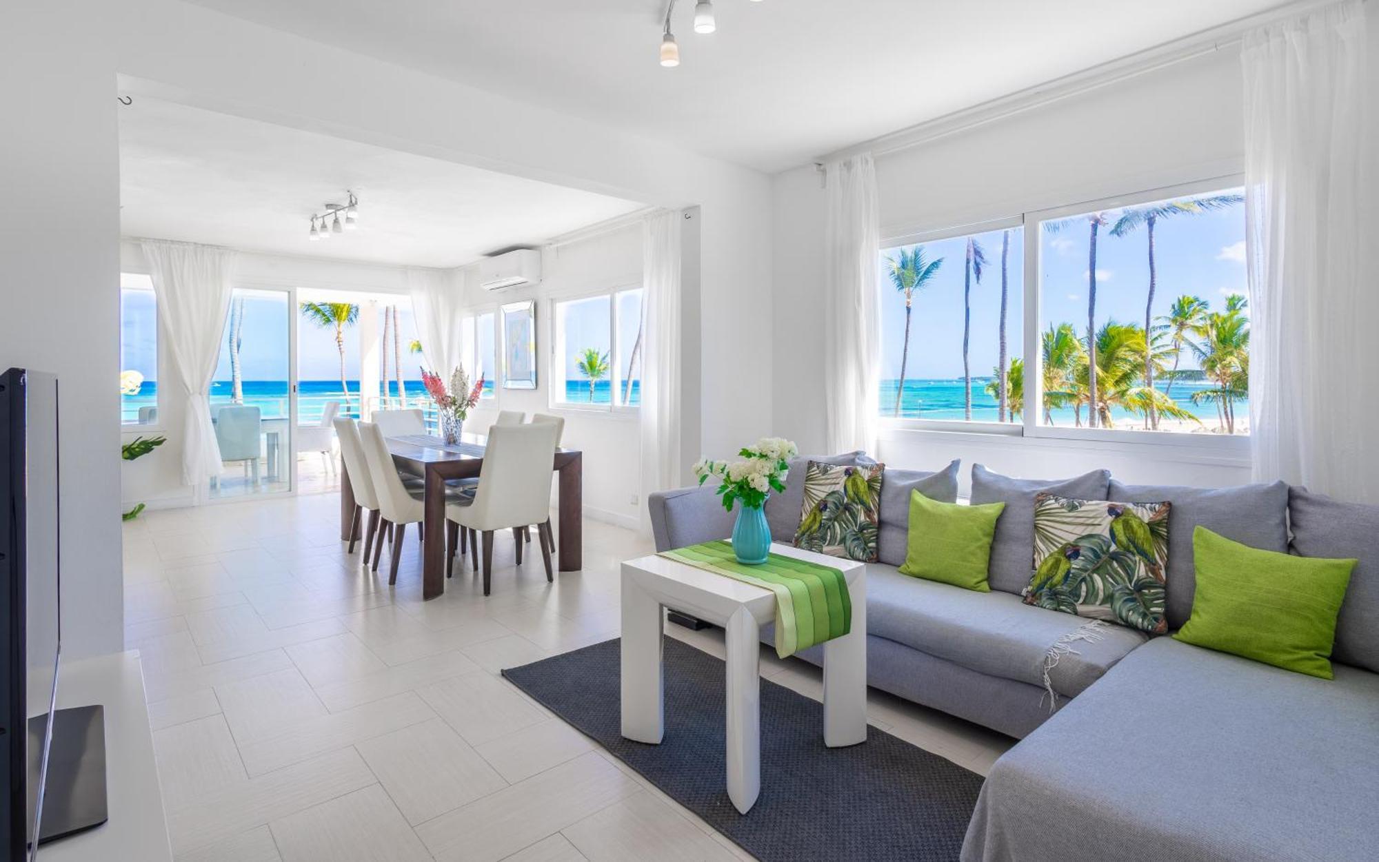 Beachfront For Rent - Ocean View, Private Terrace, And Bbq Punta Cana