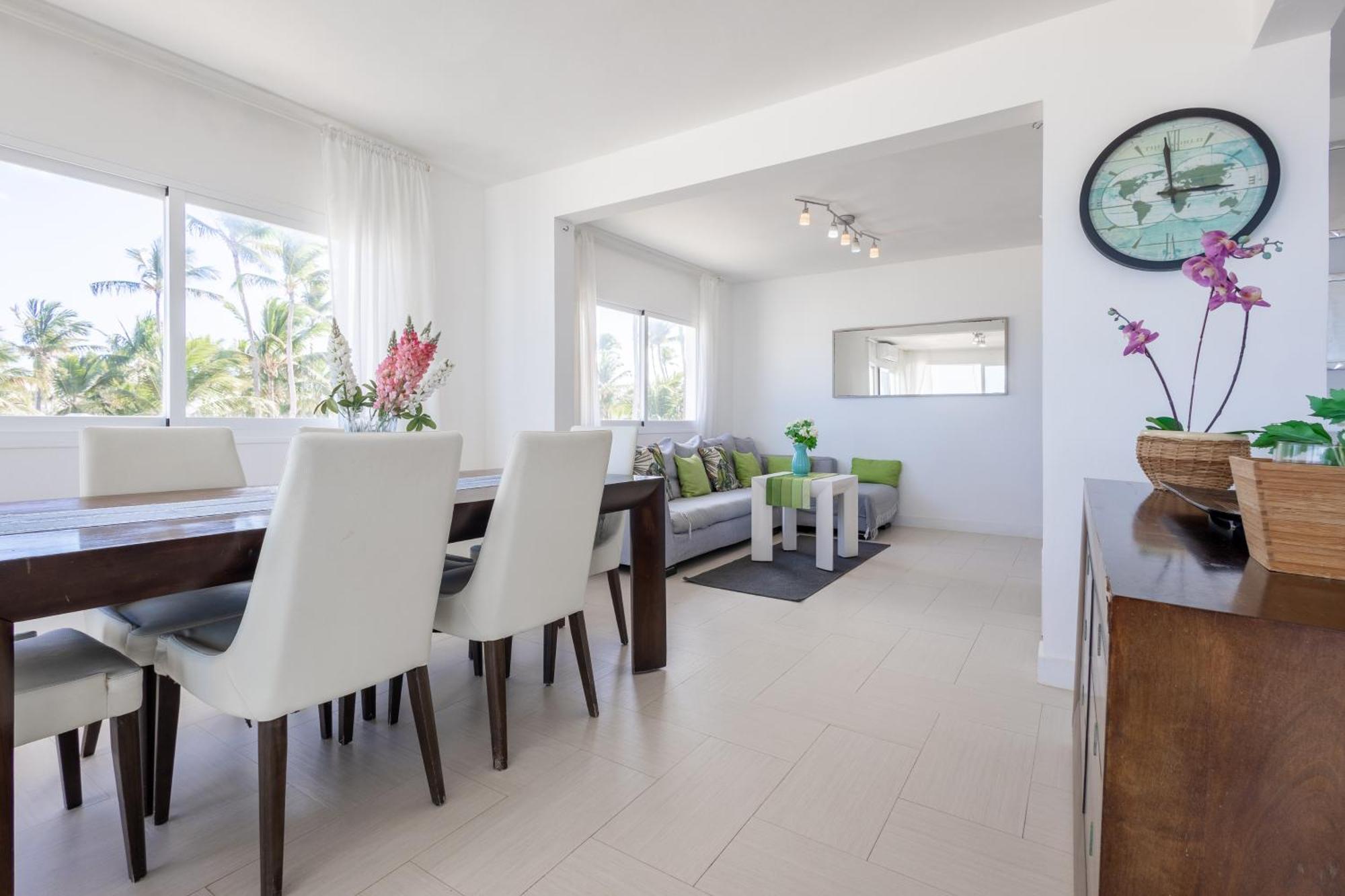 Beachfront For Rent - Ocean View, Private Terrace, And Bbq *