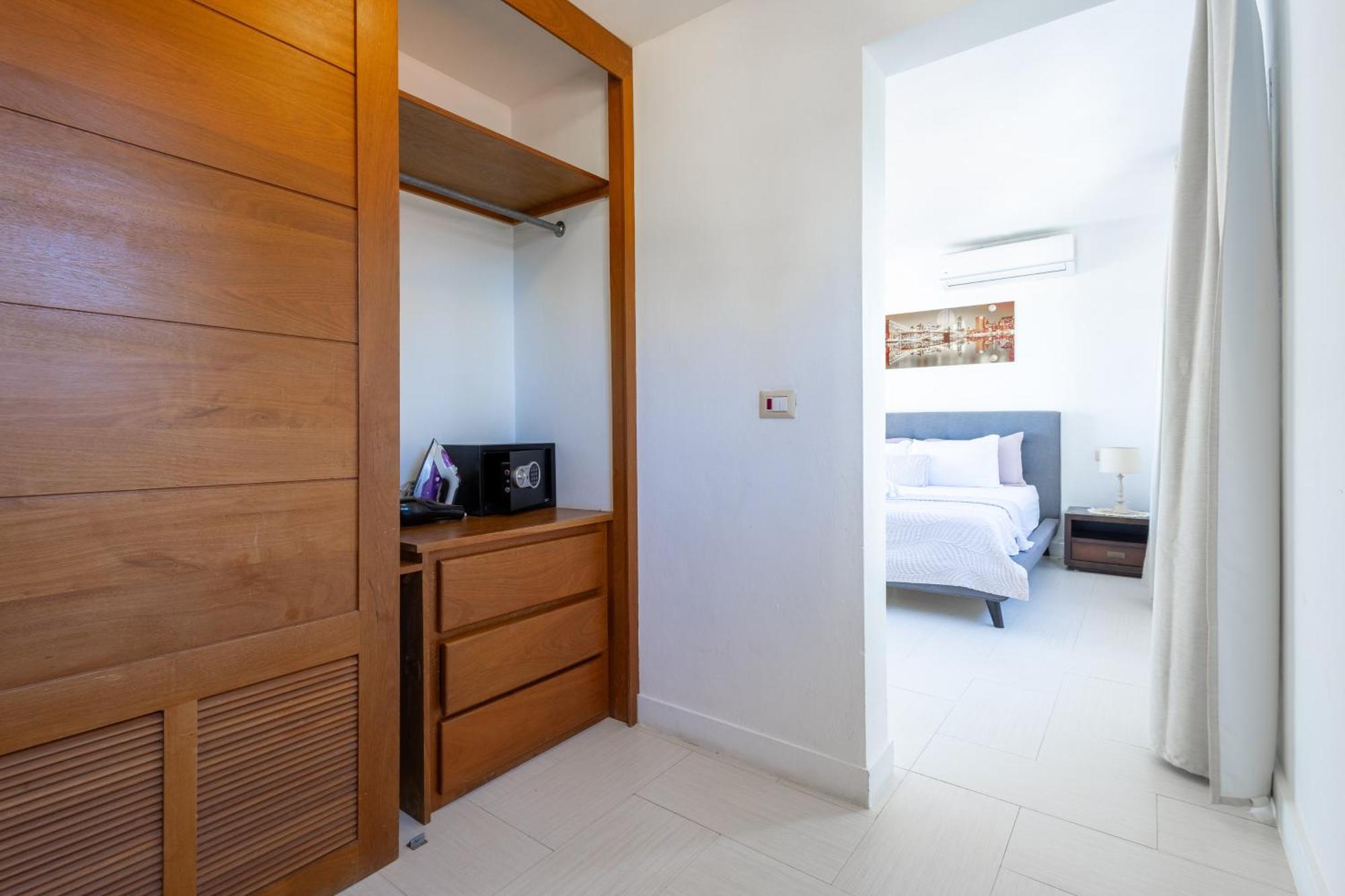 Apartment Beachfront For Rent - Ocean View, Private Terrace, And Bbq Punta Cana