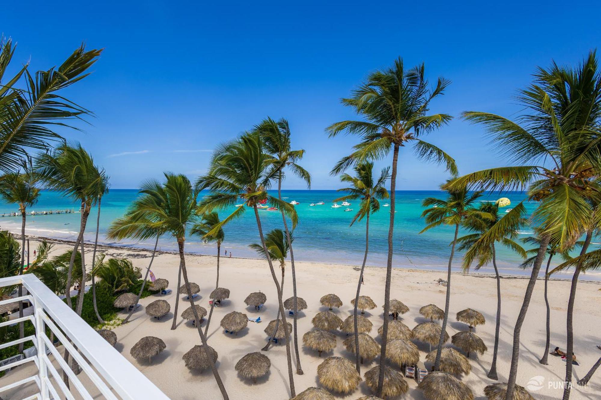 Beachfront For Rent - Ocean View, Private Terrace, And Bbq *