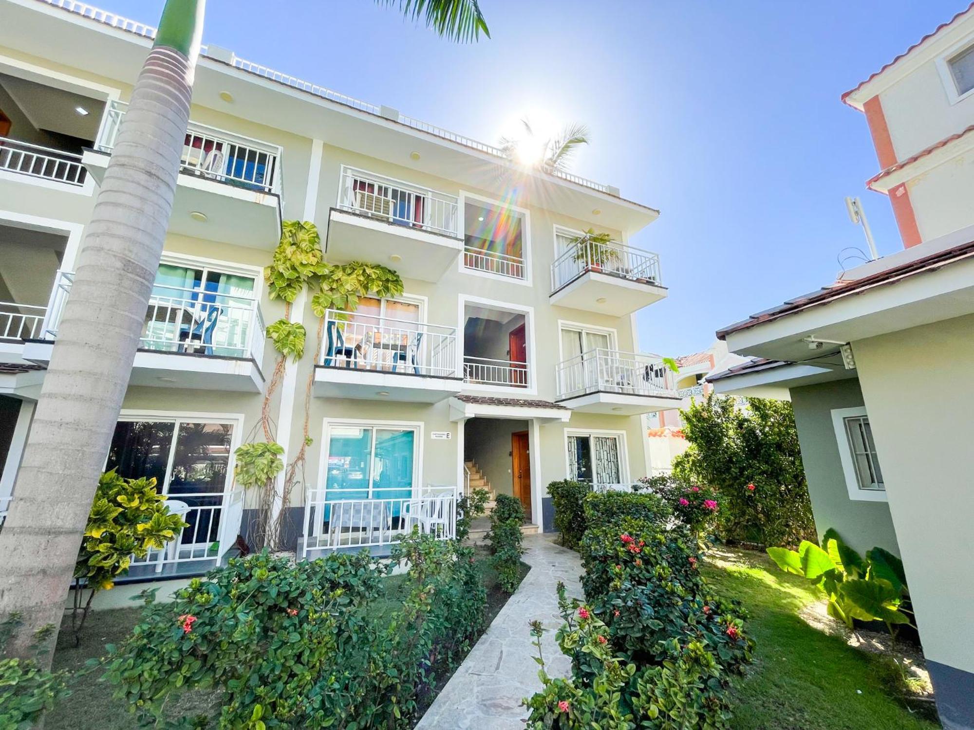 Bavaro Corales Sol Caribe Deluxe Wifi Parking Club & Hotel 5*