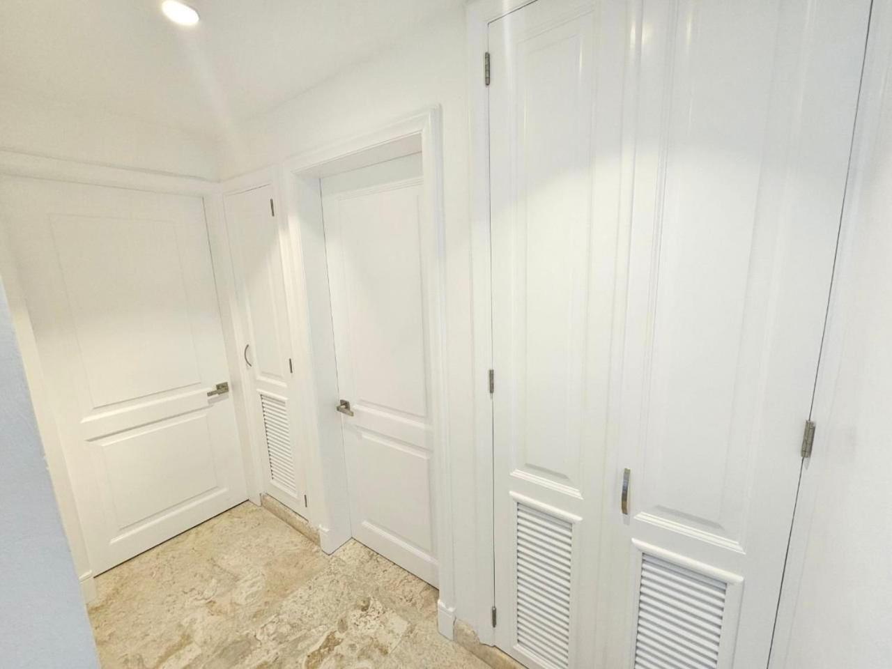 Stunning 3bdr Private Access Playa Turquesa *