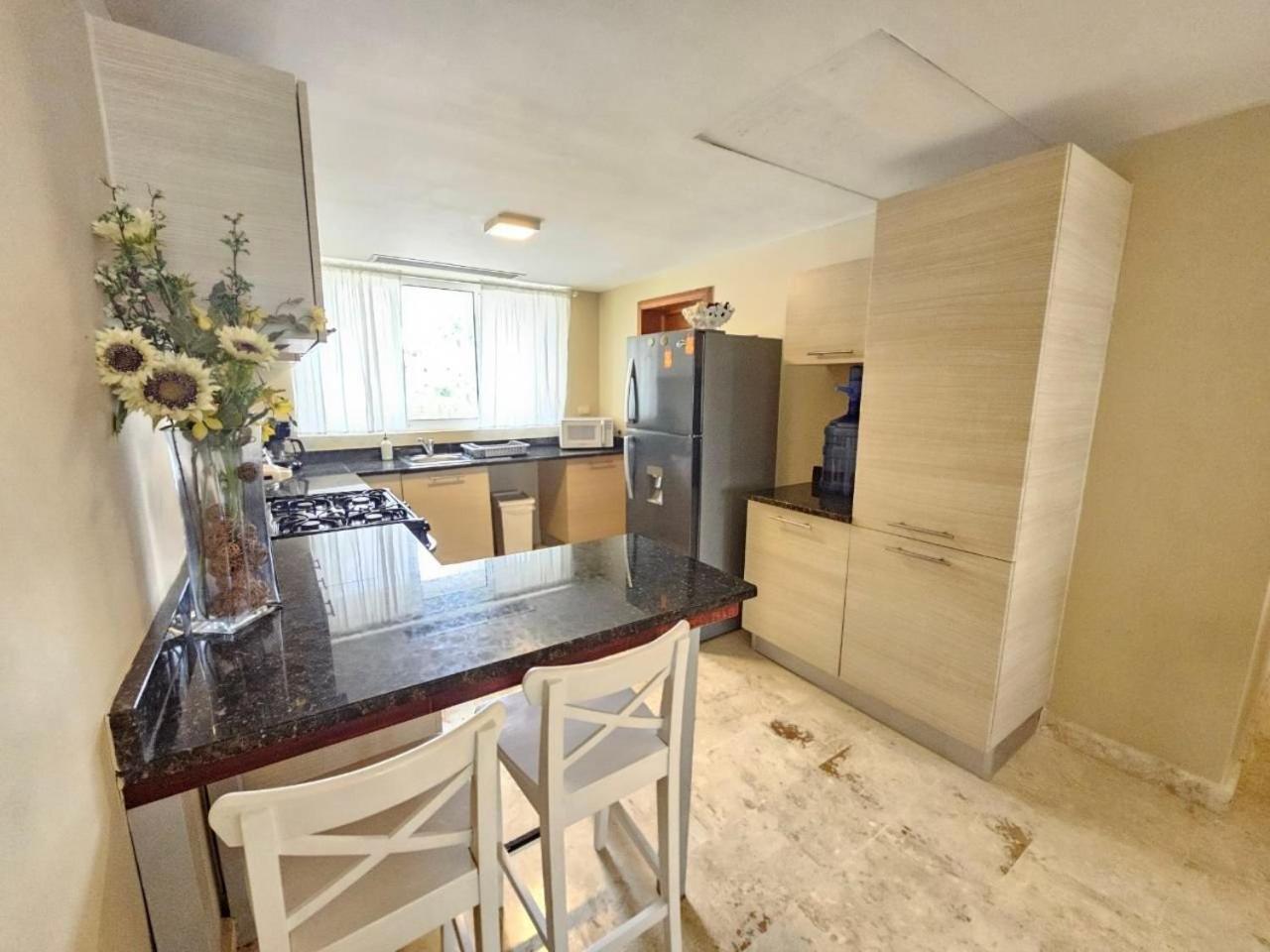 Stunning 3bdr Private Access Playa Turquesa Apartment