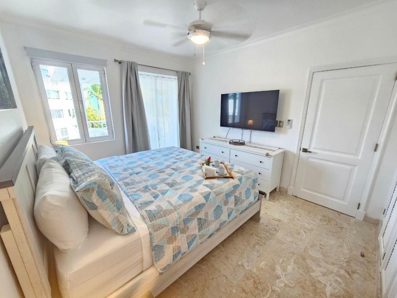 Apartment Stunning 3bdr Private Access Playa Turquesa