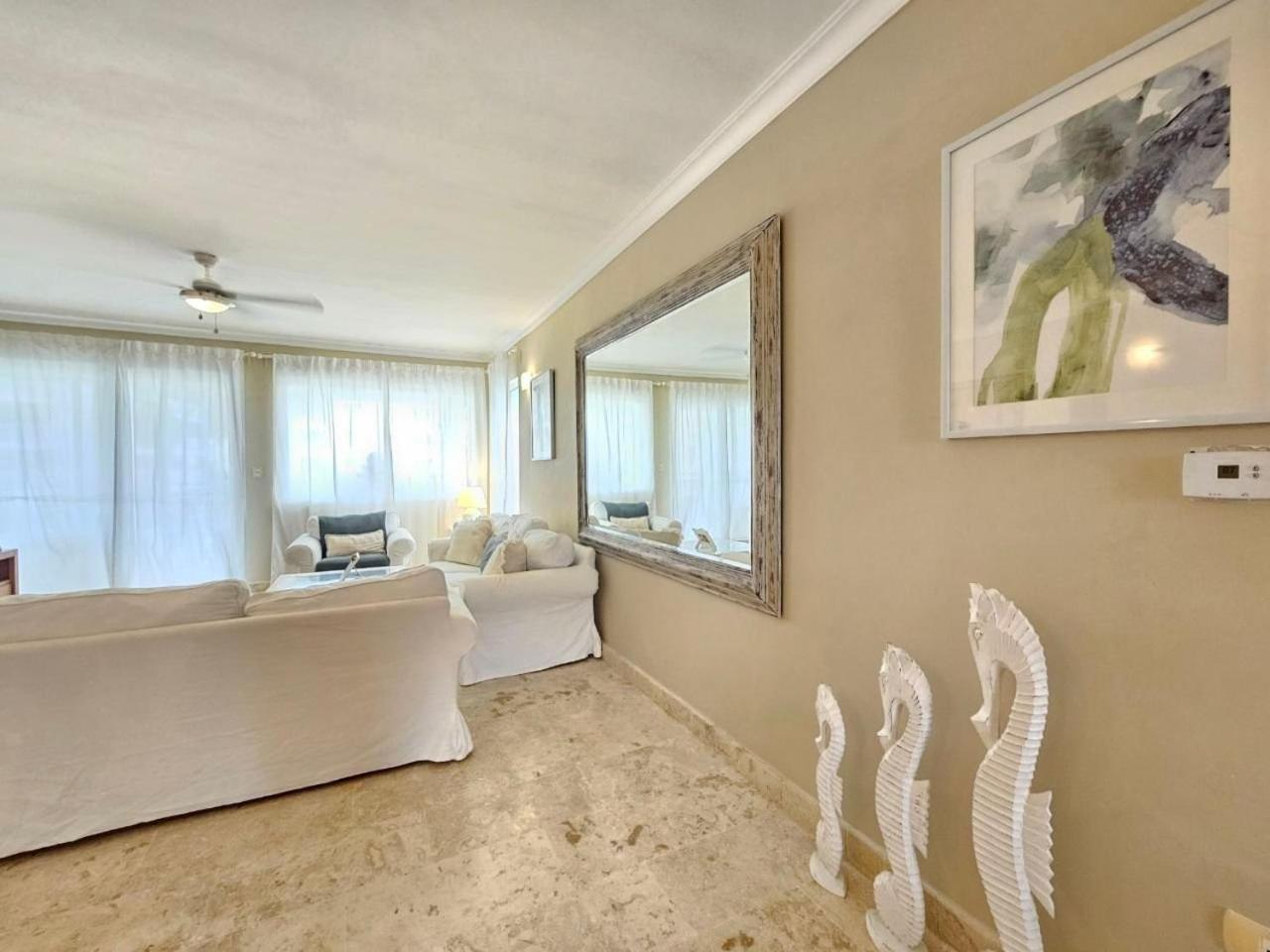 Stunning 3bdr Private Access Playa Turquesa Apartment *