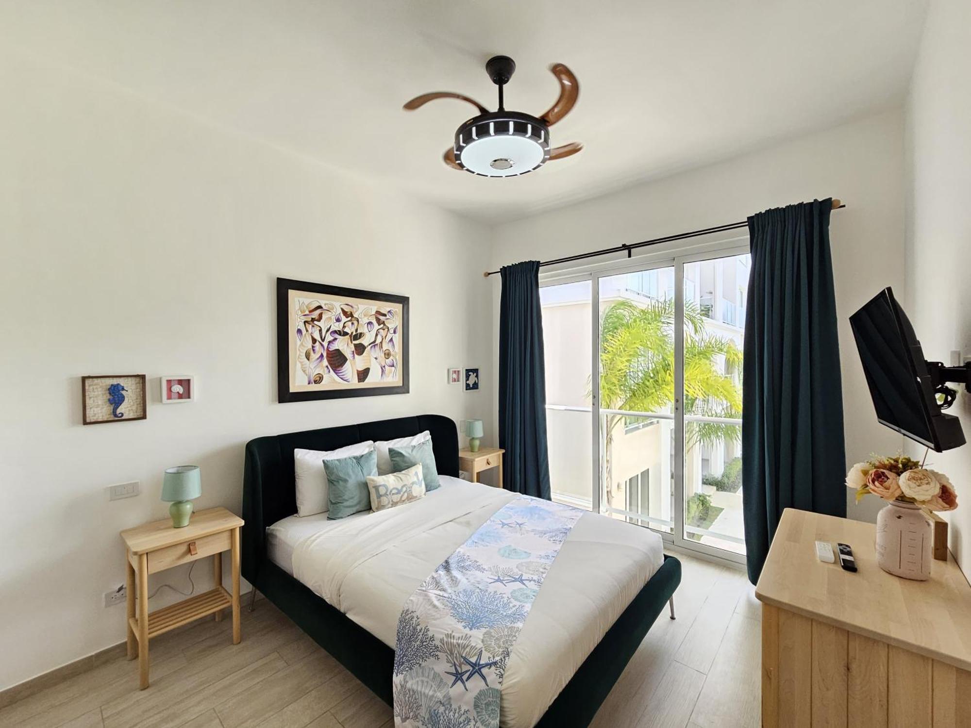 Beautiful Across From Hardrock With Free Casino Private Club And Golf Course We Now Take Google Pay Apple Pay And Paypal Apartment *