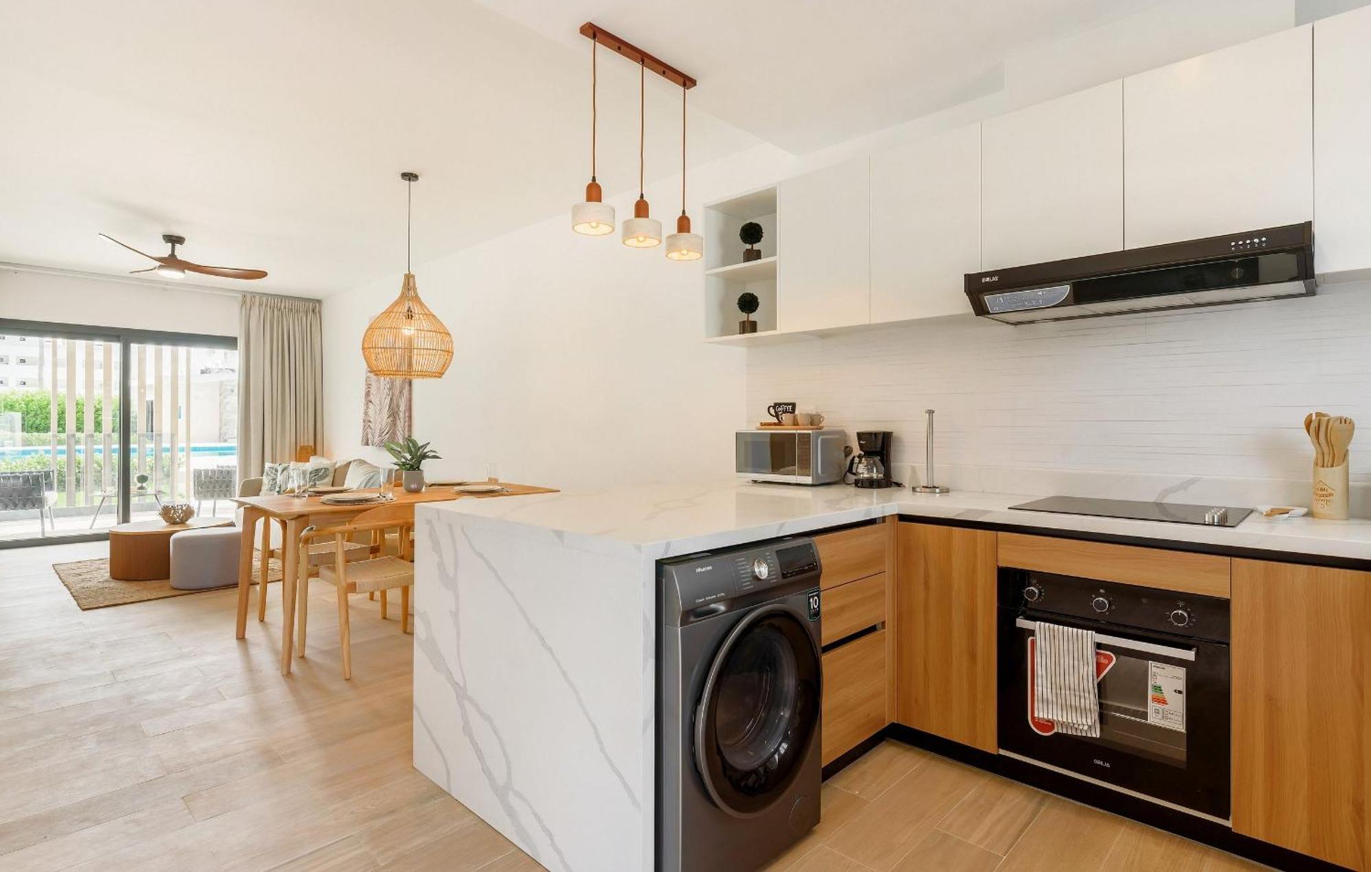 Apartment Beautiful With Direct Access To The Pool *